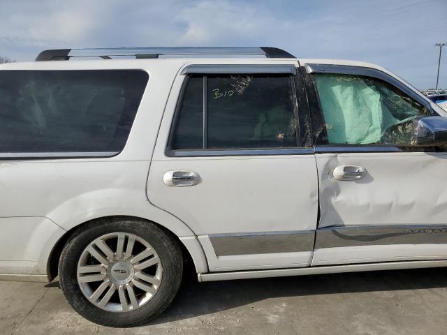 Photo 10 VIN: 5LMJJ2H50DEL05416 - LINCOLN NAVIGATOR 