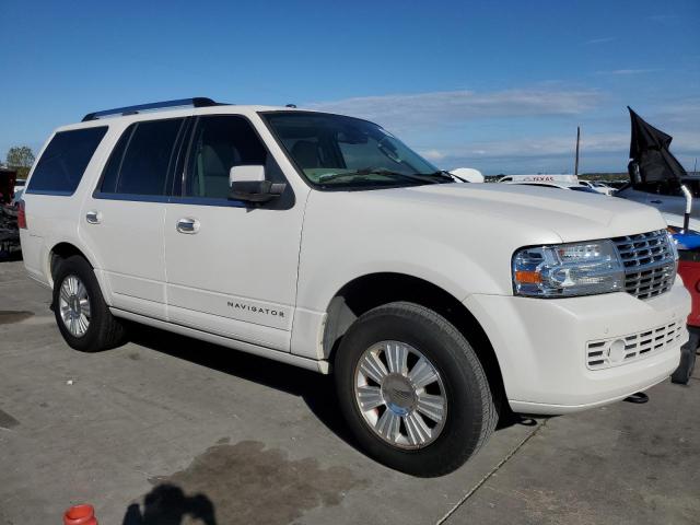 Photo 3 VIN: 5LMJJ2H50DEL08848 - LINCOLN NAVIGATOR 