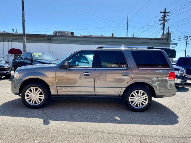 Photo 6 VIN: 5LMJJ2H50EEL05322 - LINCOLN NAVIGATOR 