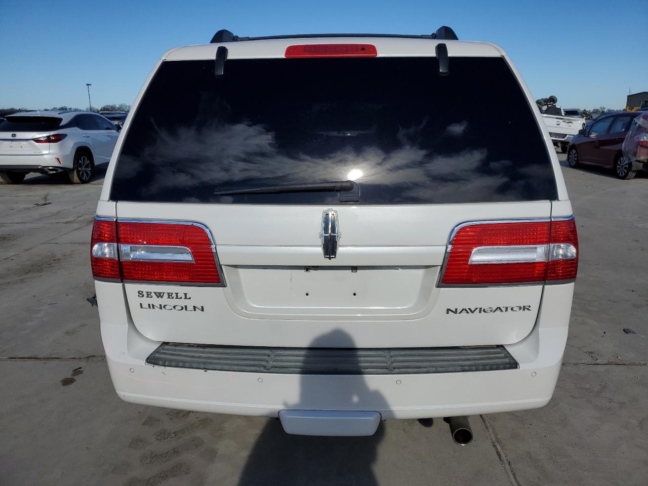 Photo 5 VIN: 5LMJJ2H50EEL08186 - LINCOLN NAVIGATOR 