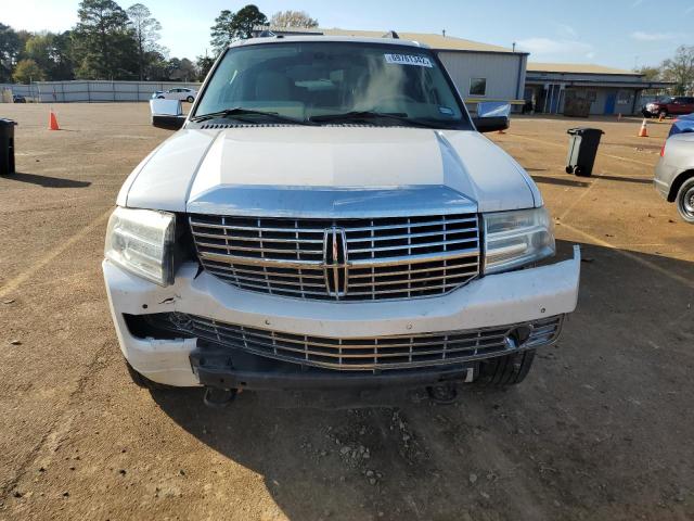 Photo 4 VIN: 5LMJJ2H51BEJ01396 - LINCOLN NAVIGATOR 