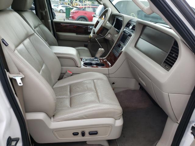 Photo 4 VIN: 5LMJJ2H51CEL08937 - LINCOLN NAVIGATOR 