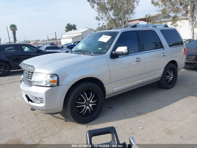 Photo 1 VIN: 5LMJJ2H52DEL05742 - LINCOLN NAVIGATOR 