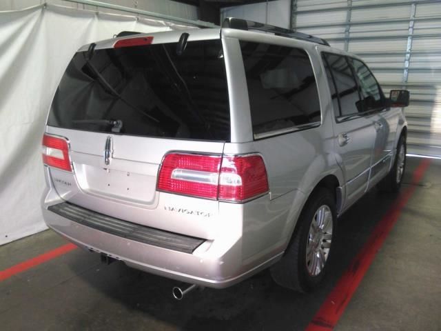 Photo 3 VIN: 5LMJJ2H52DEL09029 - LINCOLN NAVIGATOR 