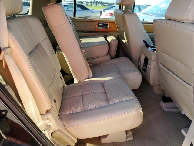 Photo 10 VIN: 5LMJJ2H53AEJ00667 - LINCOLN NAVIGATOR 