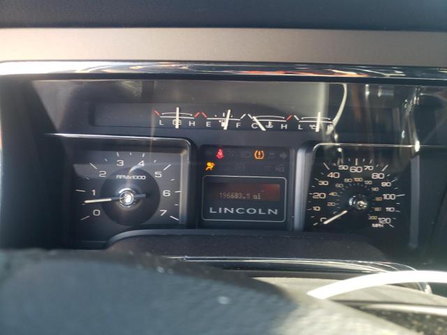 Photo 8 VIN: 5LMJJ2H53BEJ03988 - LINCOLN NAVIGATOR 