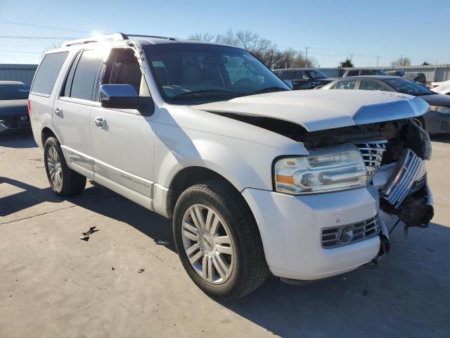 Photo 3 VIN: 5LMJJ2H54BEJ07080 - LINCOLN NAVIGATOR 