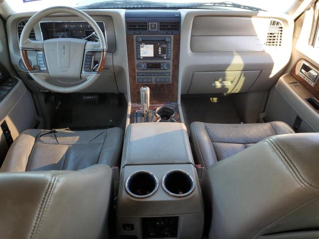 Photo 7 VIN: 5LMJJ2H54BEJ07080 - LINCOLN NAVIGATOR 