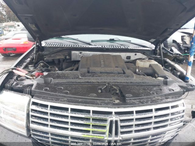 Photo 9 VIN: 5LMJJ2H54CEL05529 - LINCOLN NAVIGATOR 