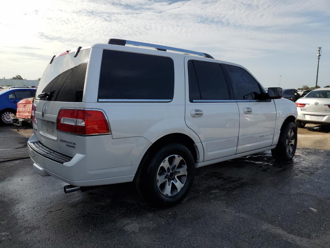 Photo 2 VIN: 5LMJJ2H54EEL07283 - LINCOLN NAVIGATOR 