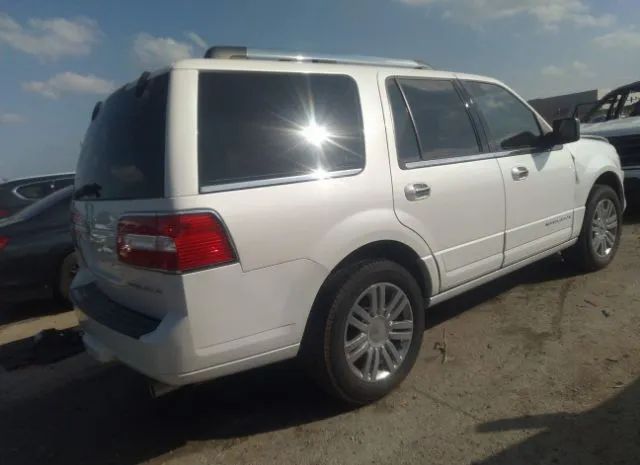 Photo 3 VIN: 5LMJJ2H55AEJ11007 - LINCOLN NAVIGATOR 