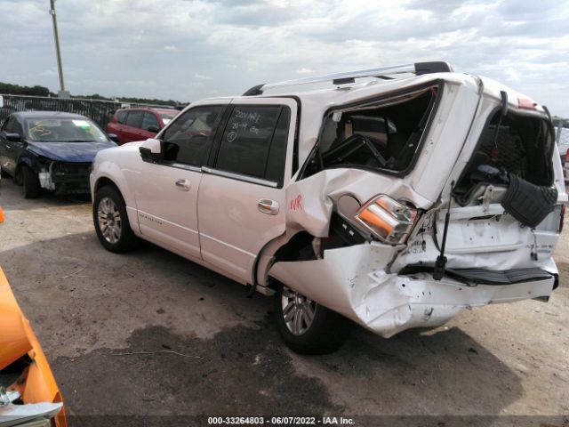 Photo 2 VIN: 5LMJJ2H55BEJ08688 - LINCOLN NAVIGATOR 