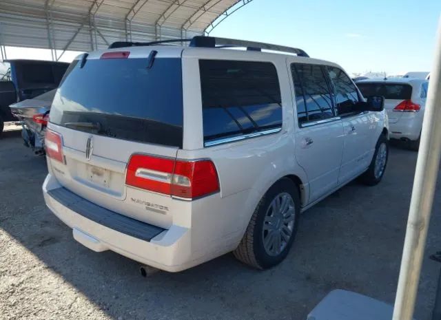 Photo 3 VIN: 5LMJJ2H55DEL04004 - LINCOLN NAVIGATOR 