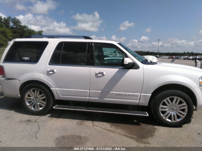 Photo 12 VIN: 5LMJJ2H55EEL00729 - LINCOLN NAVIGATOR 