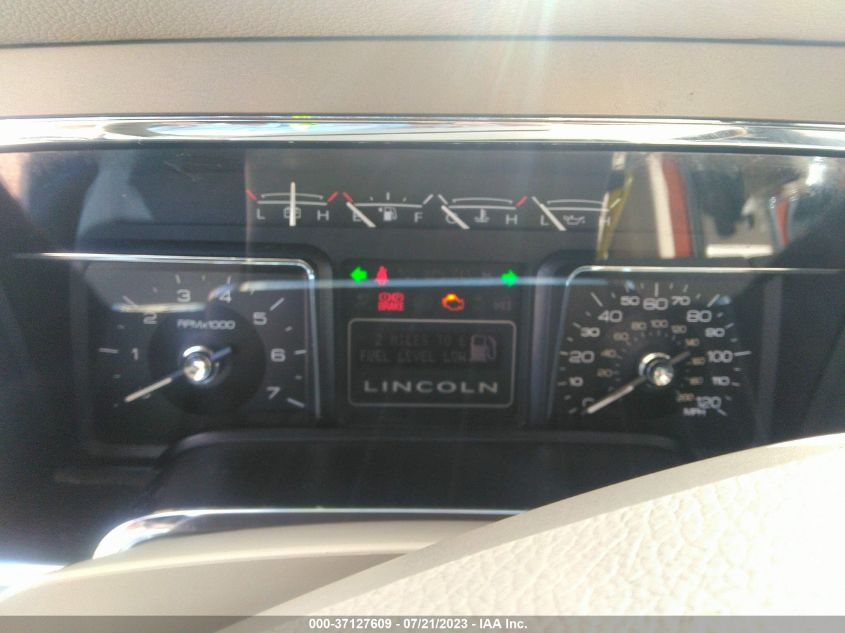 Photo 6 VIN: 5LMJJ2H55EEL00729 - LINCOLN NAVIGATOR 