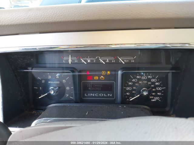 Photo 6 VIN: 5LMJJ2H57AEJ03815 - LINCOLN NAVIGATOR 