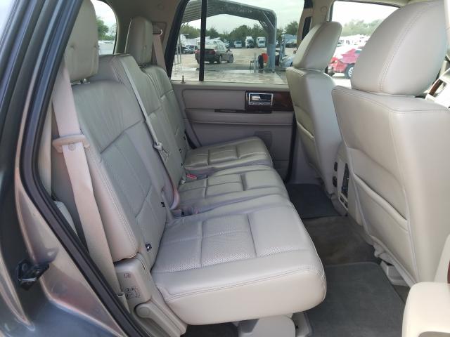 Photo 5 VIN: 5LMJJ2H57BEJ02472 - LINCOLN NAVIGATOR 