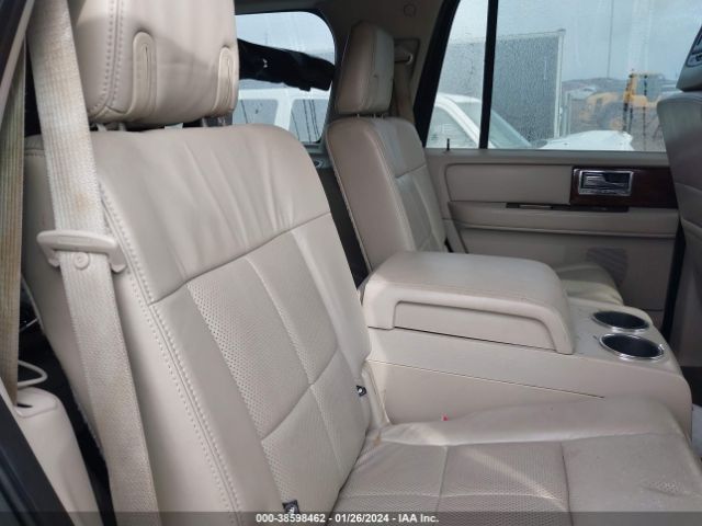 Photo 7 VIN: 5LMJJ2H57BEJ08479 - LINCOLN NAVIGATOR 