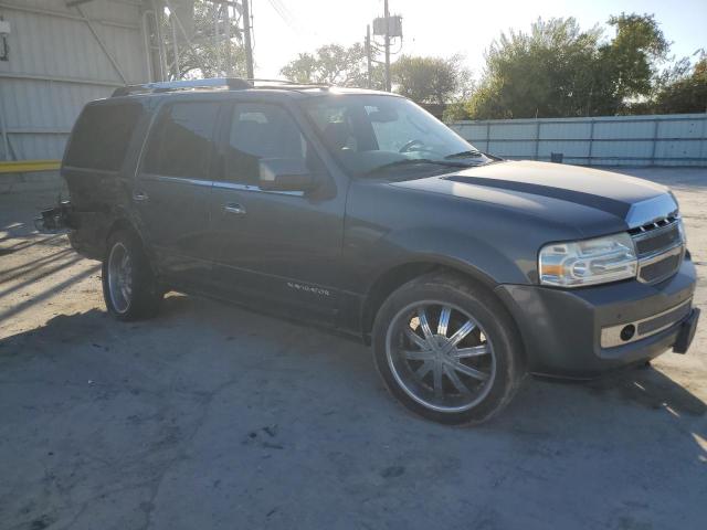 Photo 3 VIN: 5LMJJ2H58AEJ04584 - LINCOLN NAVIGATOR 