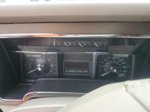 Photo 8 VIN: 5LMJJ2H58BEJ00715 - LINCOLN NAVIGATOR 