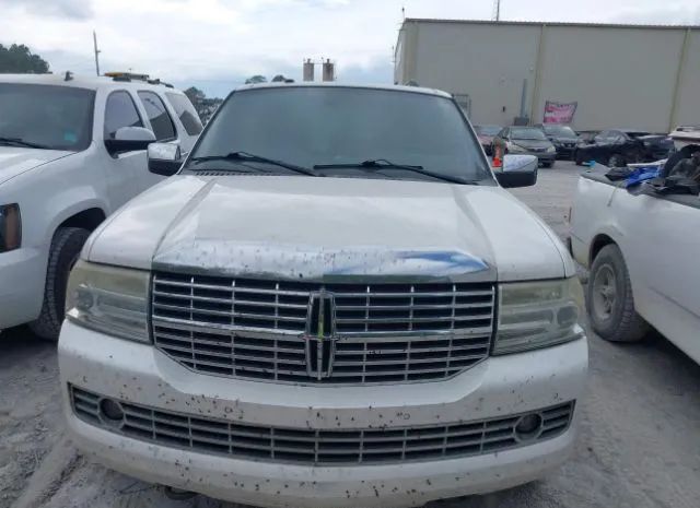 Photo 5 VIN: 5LMJJ2H58BEJ08510 - LINCOLN NAVIGATOR 