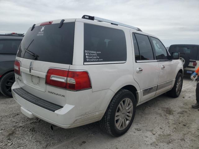 Photo 2 VIN: 5LMJJ2H58BEJ09172 - LINCOLN NAVIGATOR 