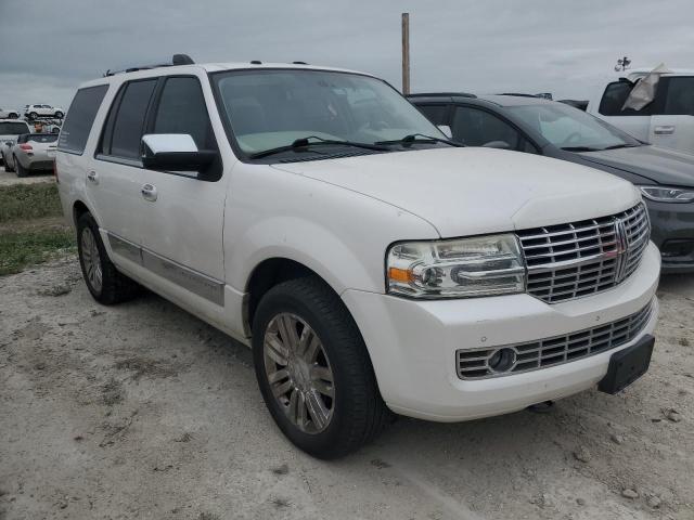 Photo 3 VIN: 5LMJJ2H58BEJ09172 - LINCOLN NAVIGATOR 