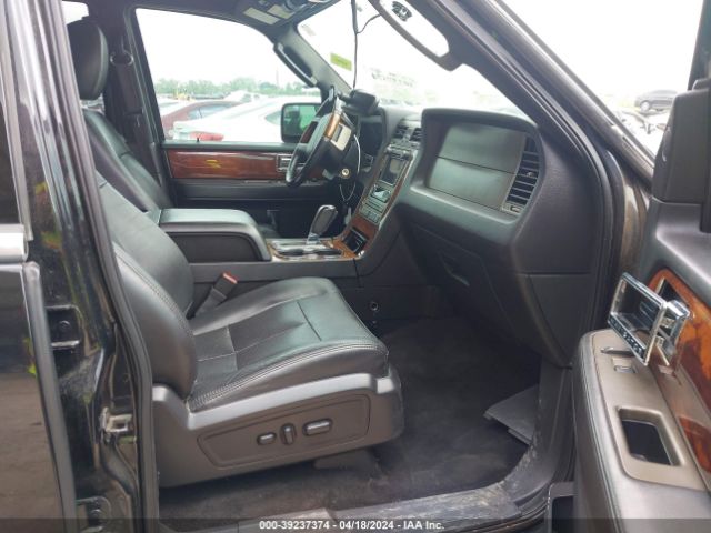 Photo 4 VIN: 5LMJJ2H59DEL07715 - LINCOLN NAVIGATOR 