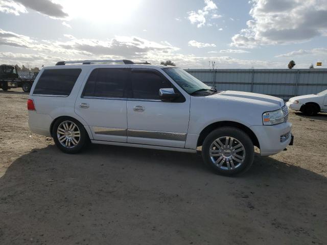 Photo 3 VIN: 5LMJJ2H5XAEJ00388 - LINCOLN NAVIGATOR 