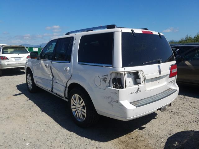 Photo 2 VIN: 5LMJJ2H5XBEJ01784 - LINCOLN NAVIGATOR 