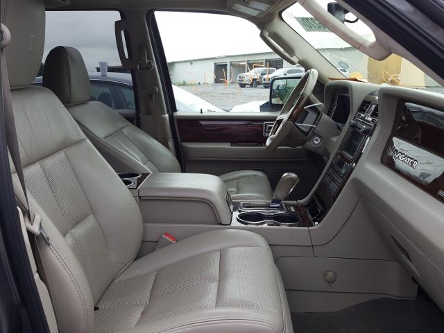 Photo 4 VIN: 5LMJJ2H5XCEL03462 - LINCOLN NAVIGATOR 