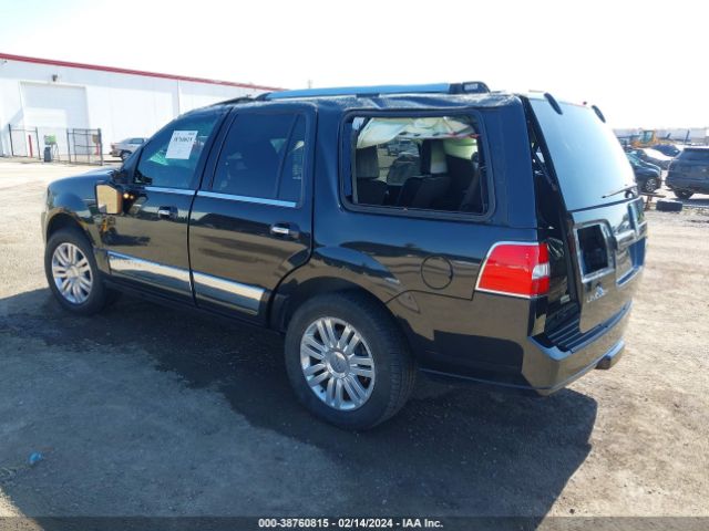 Photo 2 VIN: 5LMJJ2H5XCEL04868 - LINCOLN NAVIGATOR 