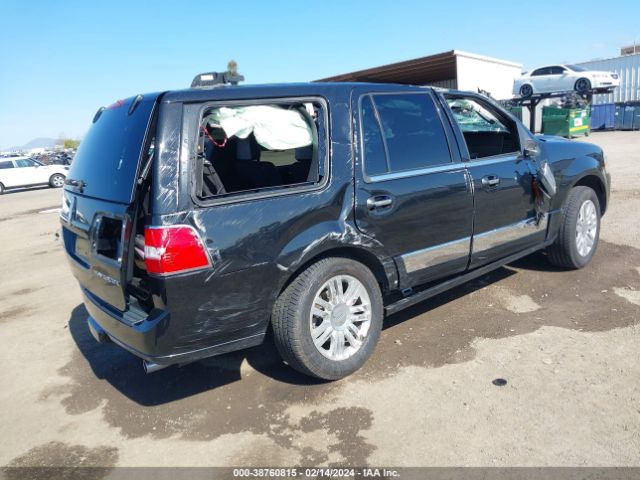 Photo 3 VIN: 5LMJJ2H5XCEL04868 - LINCOLN NAVIGATOR 