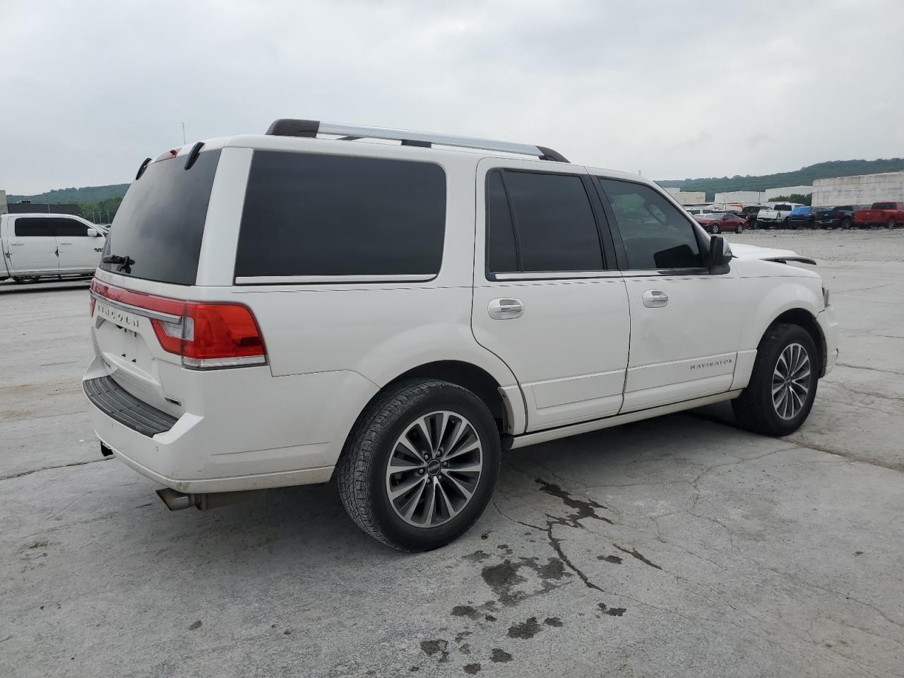 Photo 2 VIN: 5LMJJ2HT0FEJ14919 - LINCOLN NAVIGATOR 