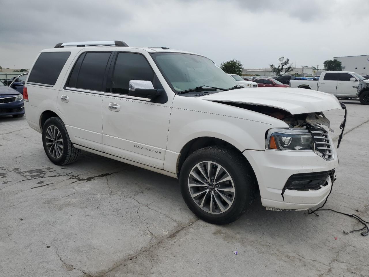 Photo 3 VIN: 5LMJJ2HT0FEJ14919 - LINCOLN NAVIGATOR 