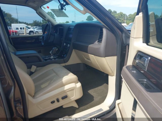 Photo 4 VIN: 5LMJJ2HT3FEJ09360 - LINCOLN NAVIGATOR 