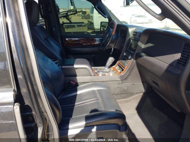 Photo 4 VIN: 5LMJJ2HT3FEJ12761 - LINCOLN NAVIGATOR 