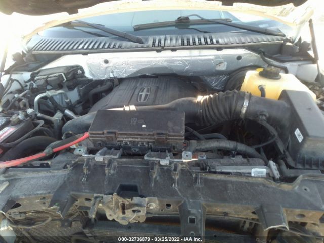 Photo 9 VIN: 5LMJJ2HT5HEL08073 - LINCOLN NAVIGATOR 