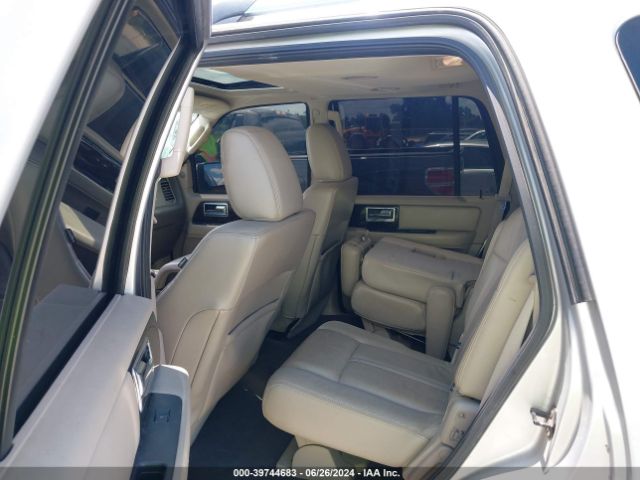 Photo 7 VIN: 5LMJJ2HT8FEJ12450 - LINCOLN NAVIGATOR 