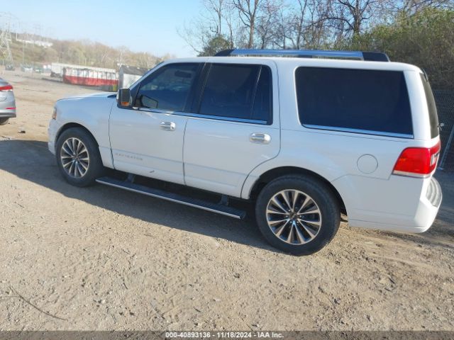 Photo 2 VIN: 5LMJJ2HT9HEL00428 - LINCOLN NAVIGATOR 