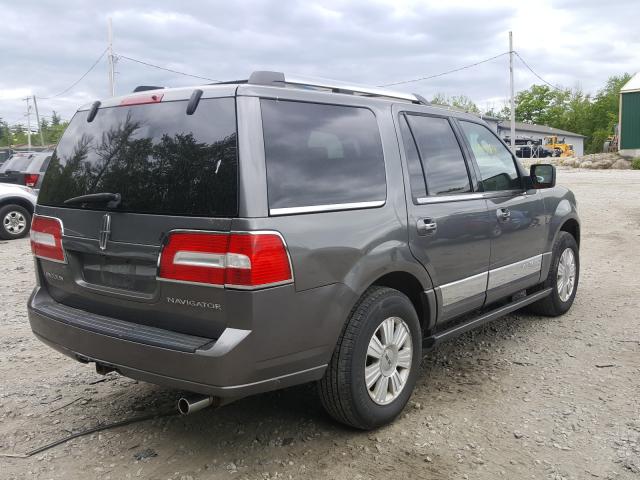 Photo 3 VIN: 5LMJJ2J50AEJ07523 - LINCOLN NAVIGATOR 