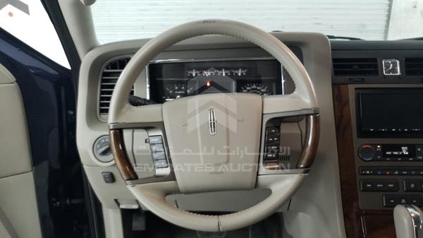 Photo 12 VIN: 5LMJJ2J52CEL00341 - LINCOLN NAVIGATOR 