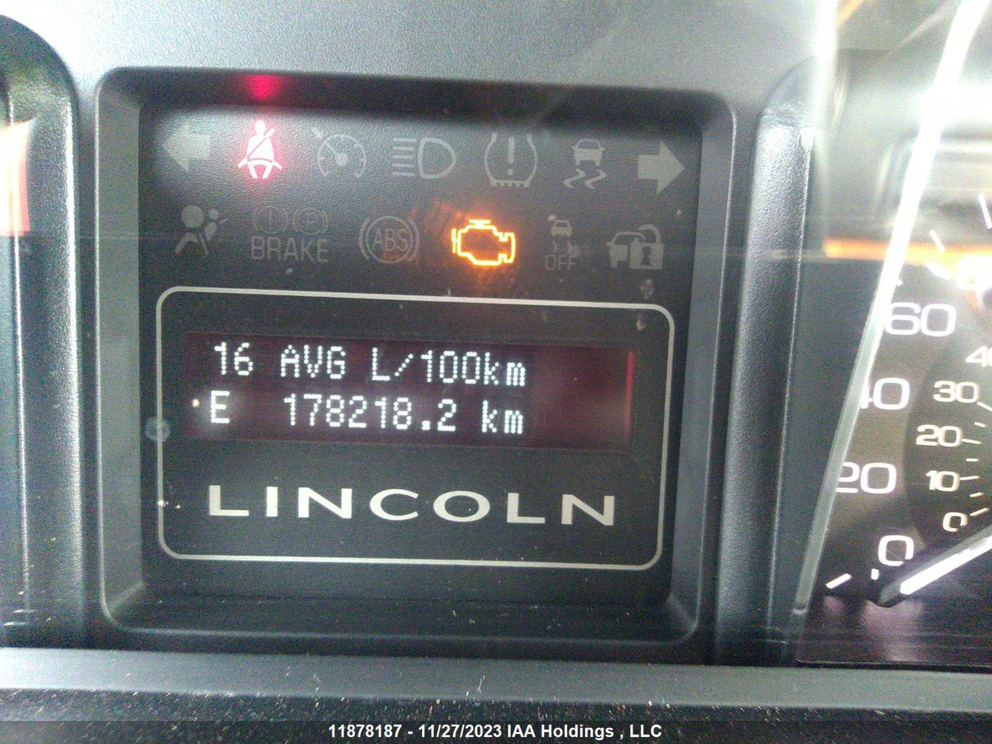 Photo 6 VIN: 5LMJJ2J52DEL05198 - LINCOLN NAVIGATOR 