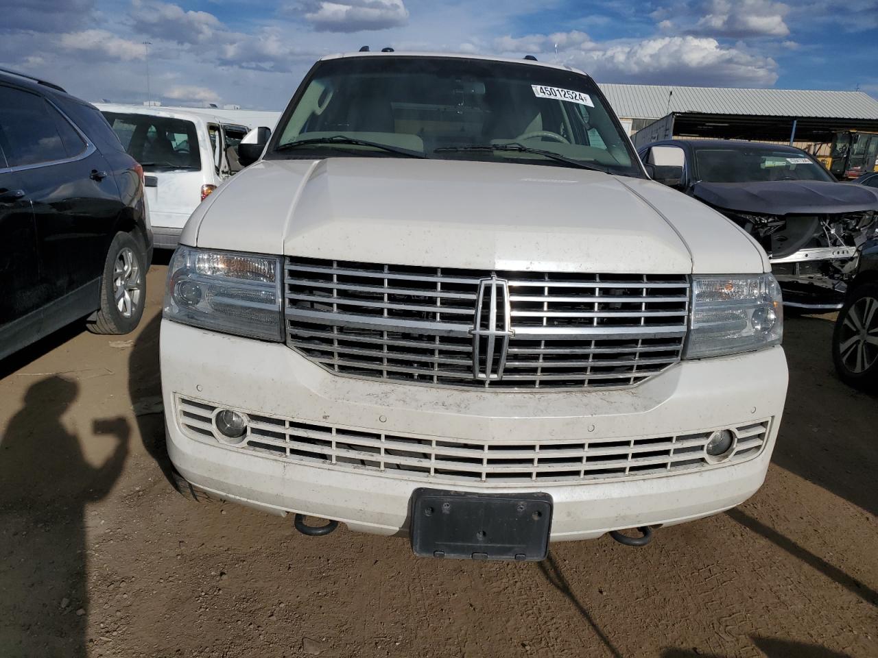 Photo 4 VIN: 5LMJJ2J52DEL06173 - LINCOLN NAVIGATOR 