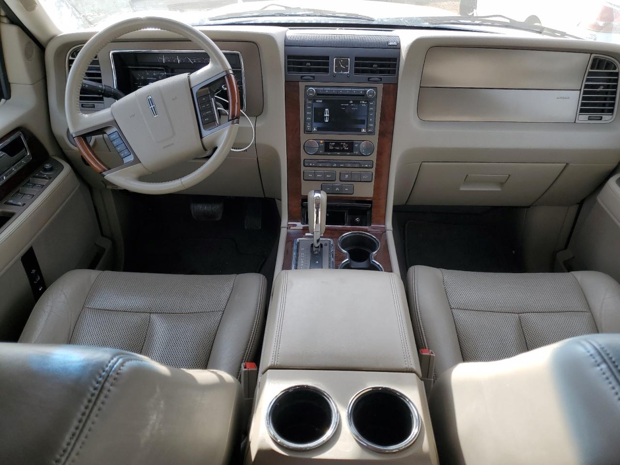 Photo 7 VIN: 5LMJJ2J52DEL06173 - LINCOLN NAVIGATOR 