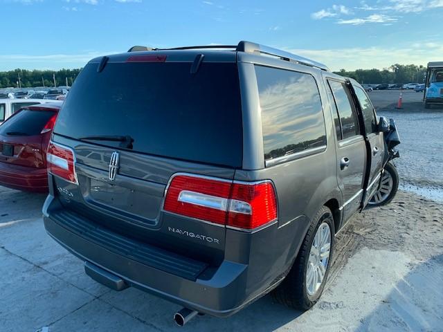 Photo 3 VIN: 5LMJJ2J52DEL06626 - LINCOLN NAVIGATOR 