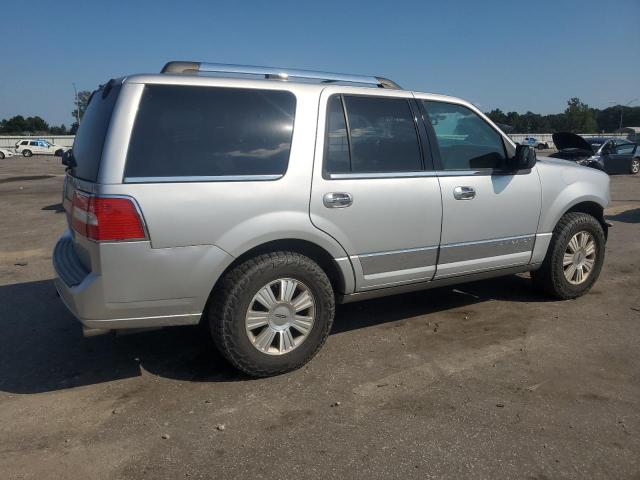 Photo 2 VIN: 5LMJJ2J53BEJ02270 - LINCOLN NAVIGATOR 