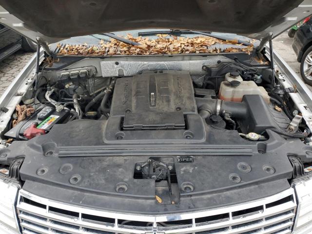 Photo 10 VIN: 5LMJJ2J53BEJ03158 - LINCOLN NAVIGATOR 