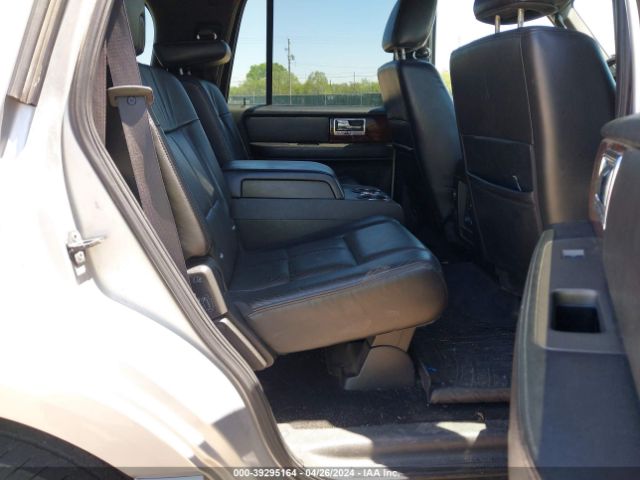 Photo 7 VIN: 5LMJJ2J53DEL01547 - LINCOLN NAVIGATOR 