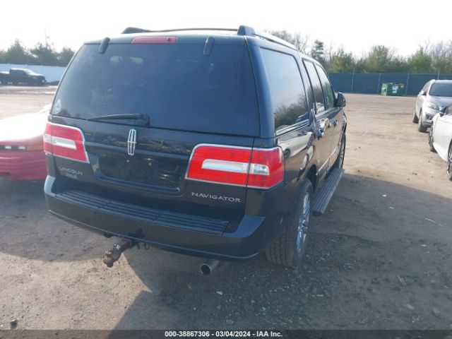 Photo 3 VIN: 5LMJJ2J54AEJ03183 - LINCOLN NAVIGATOR 